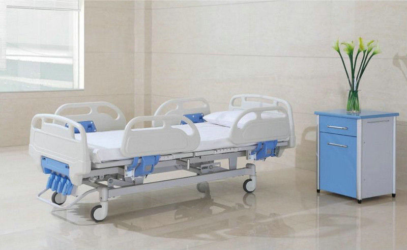 Cama manual dobrável do hospital ICU, cama da clínica para a emergência doente