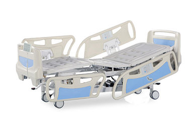 Cama automática do hospital ICU com o painel da seção extensiva do pé e do unidade central de processador